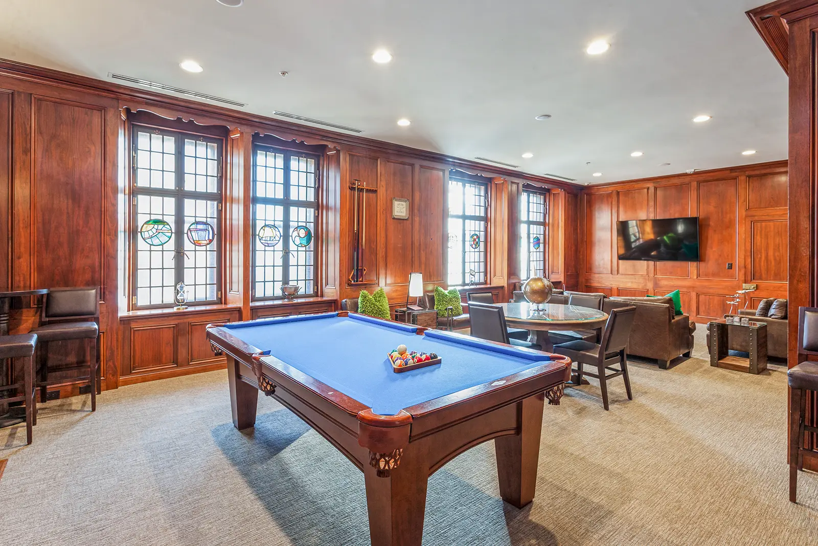luxury baltimore apartment clubhouse pool table